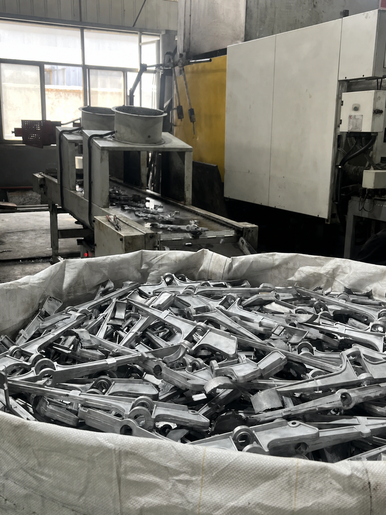 Trimming & Deburring at the FUMAO sprinkler manufacturing workshop