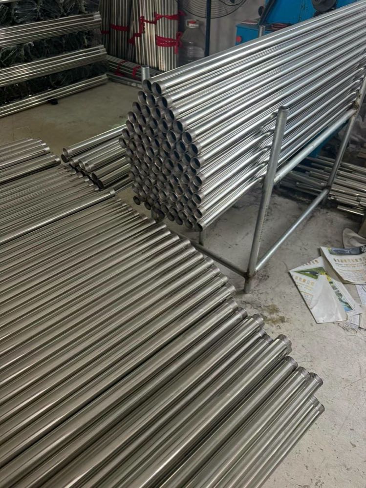Stainless steel sprinkler risers